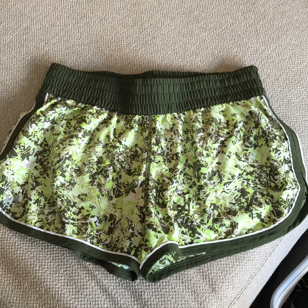Under Armour semi-fitted metallic pattern shorts